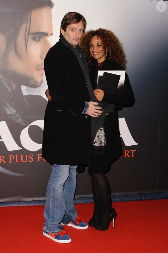 Pierre Palmade et une amie, à Paris, le 6 octobre 2007.