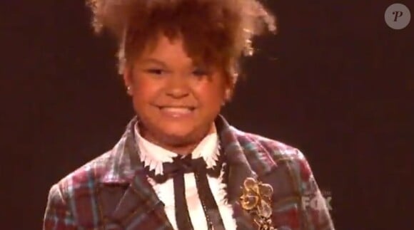 Rachel Crow, 13 ans est l'un des espoirs de cette première édition de X Factor au Etats-Unis. Ici lors de son premier prime le 25 octobre 2011.