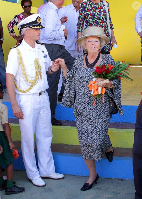 Les royaux néerlandais en visite sur l'île de Curaçao, dans les Antilles, le 2 novembre 2011.