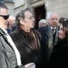 Jean-Marie Bigard, Daniel Russo et France, fille de Robert Lamoureux, lors des obsèques de Robert Lamoureux en l'église Notre-Dame de Boulogne-Billancourt le 4 novembre 2011