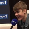 Justin Bieber répond aux questions de Nikos Aliagas sur Europe 1.
