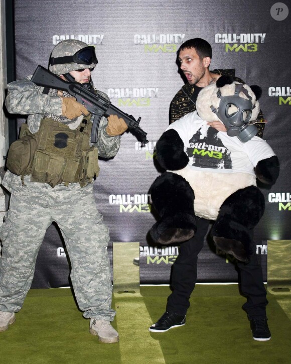 Dynamo à la soirée de lancement de Call of Duty : Modern Warfare 3 à Londres le 7 novembre 2011.