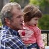 Mel Gibson et sa fille Lucia à Los Angeles, le 18 juin 2011.