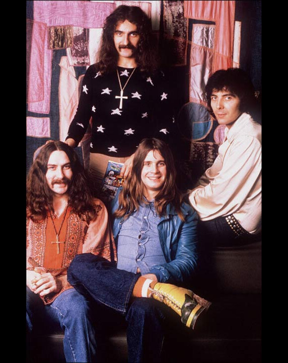 Le groupe de hard rock anglais Black Sabbath dans les années 70