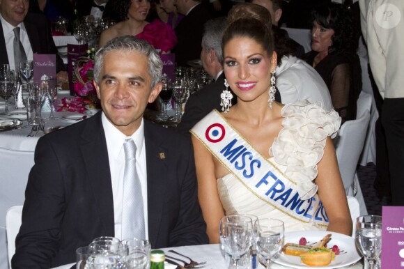 Laury Thilleman lors de la Nuit Miss France, à Mexico. Le 10 novembre 2011