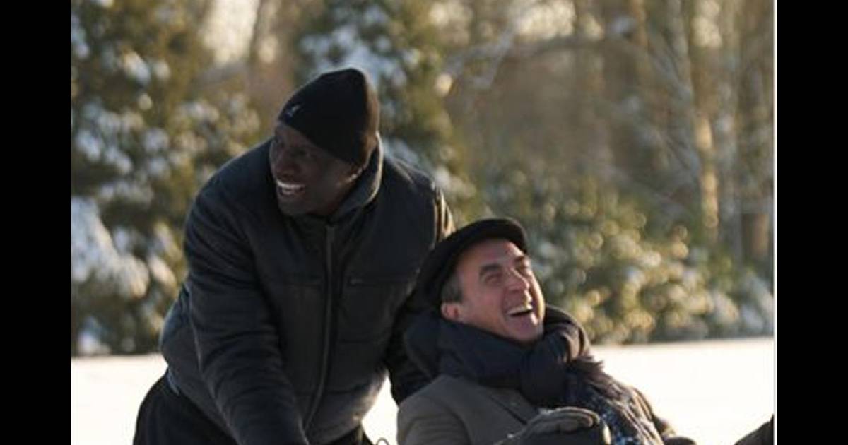 Film Avec Omar Sy Et Un Handicapé Le film Intouchables... à plus de 4 millions d'entrées en 12 jours