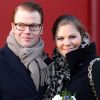 La princesse Victoria et du prince Daniel en visite à Järfalla, au parc de jeu Källhall, le 13 novembre 2011. Un déplacement marqué par l'annulation de dernière minute de leur étape à la maison de retraite Les Châtaigniers suite au scandale qui touche les établissements du groupe Carema Care.