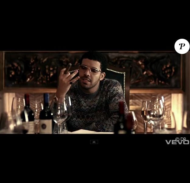 Drake dans son clip de Headlines, moulé dans un sweat Missoni