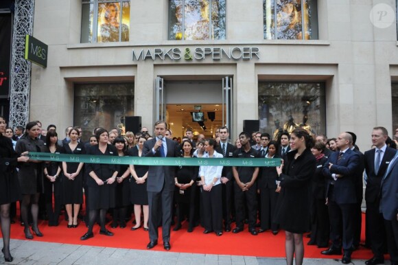 Ouverture officielle de Marks & Spencer à Paris le 24 novembre 2011 dans la matinée.