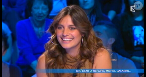 Laetitia Milot sur le plateau de Cyril Viguier Vendredi sur un plateau sur France 3 le vendredo 25 novembre 2011