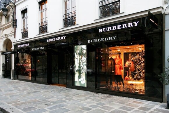 Boutique Burberry rue du Faubourg Saint-Honoré 