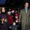 La princesse Marie, le prince Joachim et le petit prince Henrik le 1er décembre 2011 au château de Schackenborg au Danemark pour allumer les illuminations de Noël