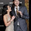 Ashton Kutcher et Lea Michele très complices (trop ?) à la première de New Year's Eve à Los Angeles le 5 décembre 2011