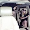 Lindsay Lohan se pose à Los Angeles le 13 décembre 2011