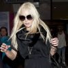 Lindsay Lohan arrive à l'aéroport de Los Angeles le 13 décembre 2011