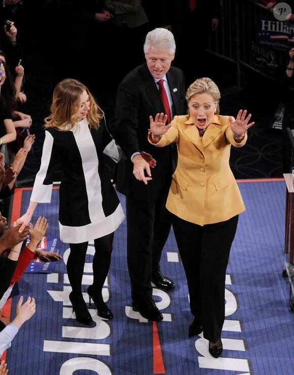 Bill Clinton, Hillary et leur fille Chelsea à New York, le 5 février 2008.