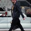 Joel Madden en pleine séance shopping à Los Angeles le 19 décembre 2011