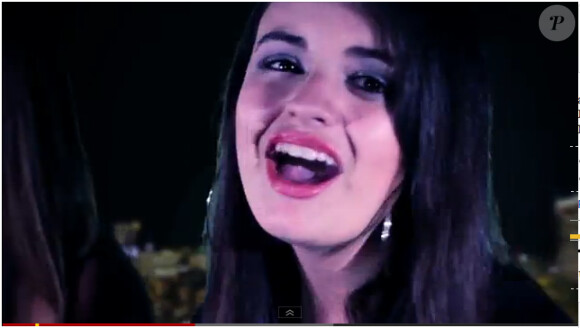 Rebecca Black dans le clip Friday, vidéo la plus vue de l'année 2011 sur YouTube.