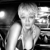 Rihanna remplace Megan Fox sur les visuels publicitaires d'Armani Jeans.