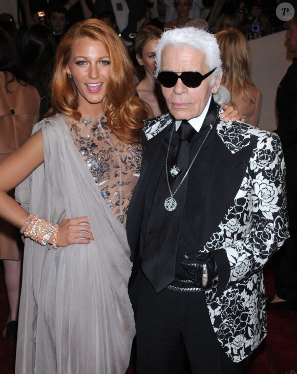 Blake Lively et Karl Lagerfeld au Costume Institute Gala à New York, le 2 mai 2011.