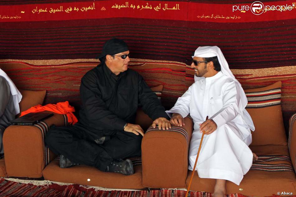Steven Seagal au festival du chameau à Al Dhafra, le 28 ...