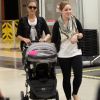 Jessica Alba et sa fille Haven à Los Angeles de retour d'un séjour au Mexique. Le 3 janvier 2011