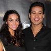 Mario Lopez et sa girlfriend Courtney Mazza en octobre 2011 à Las Vegas