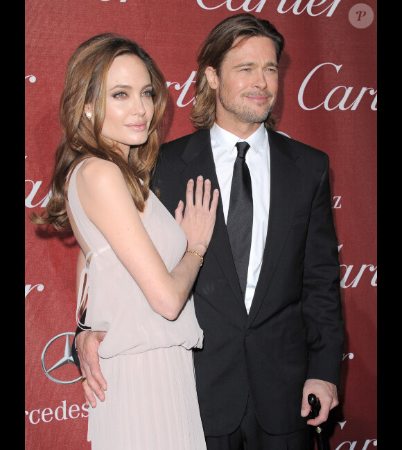 Angelina Jolie et Brad Pitt lors du festival de cinéma de Palm Springs à Los Angeles le 7 janvier 2012