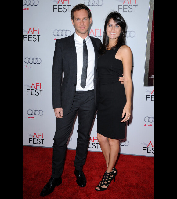 Josh Lucas et sa supposée fiancée, en novembre 2011 à Los Angeles.