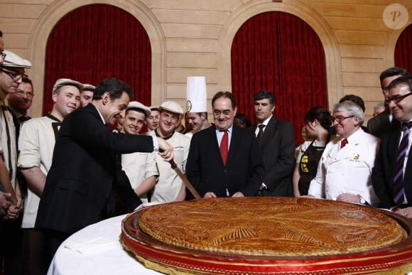 Nicolas Sarkozy à la traditionnelle galette des rois de l'Élysée, le 12 janvier 2012.