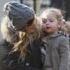 Sarah Jessica Parker, une vraie mère au petit soin pour ses filles. New York, le 20 janvier 2012.