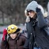 Sarah Jessica Parker affronte avec son fils James Wilkie le vent pour l'accompagner à l'école. New York, le 20 janvier 2012.