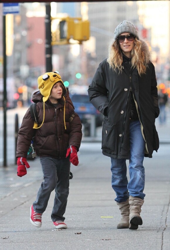 Sarah Jessica Parker et son fils James Wilkie à New York, le 20 janvier 2012.