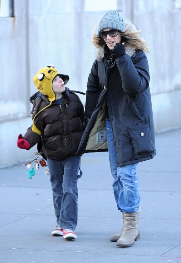 Sarah Jessica Parker emmène son fils James Wilkie en classe. New York, le 20 janvier 2012.