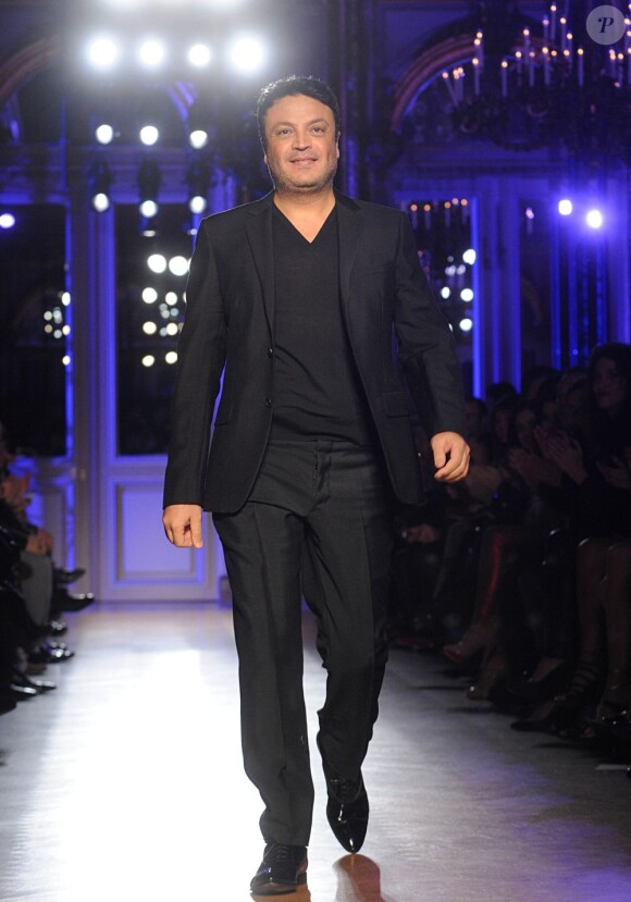 Zuhair Murad lors de son défilé Haute Couture à Paris le 24 janvier 2012