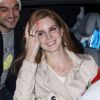 La chanteuse Lana Del Rey de retour à son hôtel à Paris avec à la main un tatouage "Trust No One" le 30 janvier 2012