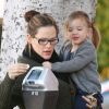 Seraphina, la fille de Jennifer Garner et Ben Affleck est la reine des parcmètres à Los Angeles le 3 février 2012. 