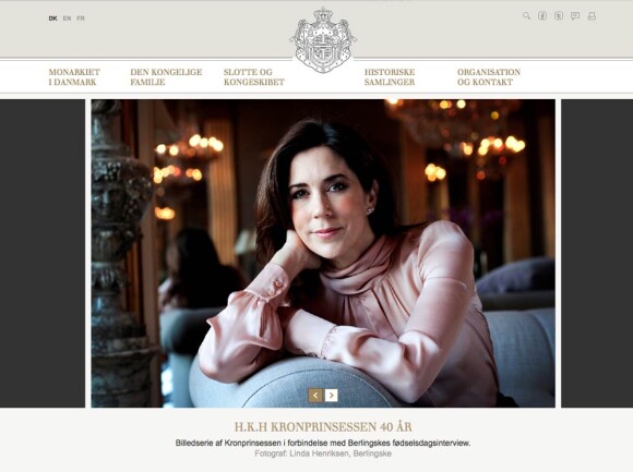 Pour les 40 ans de la princesse Mary de Danemark le 5 février 2012, la Maison royale a publié à cette occasion quatre nouveaux portraits officiels réalisés par la photographe Linda Henriksen.