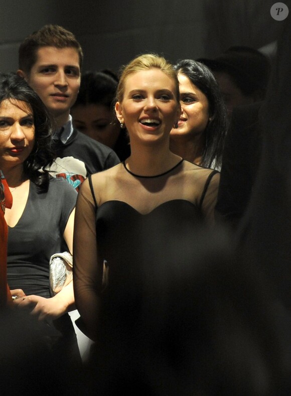 Scarlett Johansson accompagnée de son frère a participé au lancement du programme Runway to win pour soutenir Barack Obama dans sa candidature à la présidentielle américaine. New York le 7 février 2012