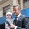 David Beckham et sa fille Harper à New York après le show de Victoria en plein coeur de Manhattan. Le 2 février 2012