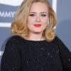 Splendide ! La chanteuse Adele a charmé les Grammy Awards le 12 février 2012