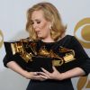 La chanteuse Adele saluée et largement récompensée lors des Grammy Awards