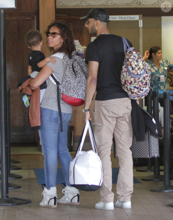 Alicia Keys, Swizz Beatz et leur fils Egypt le 31 janvier 2012 à Hawaï