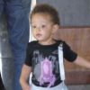 Egypt, le fils d'Alicia Keys en solo mais avec sa tétine le 31 janvier 2012 à Hawaï