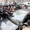 DSK arrive à Lille sous une nuée de photographes et journalistes