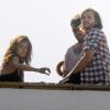 Alessandra Ambrosio et Ashton Kutcher en plein shooting pour Colcci