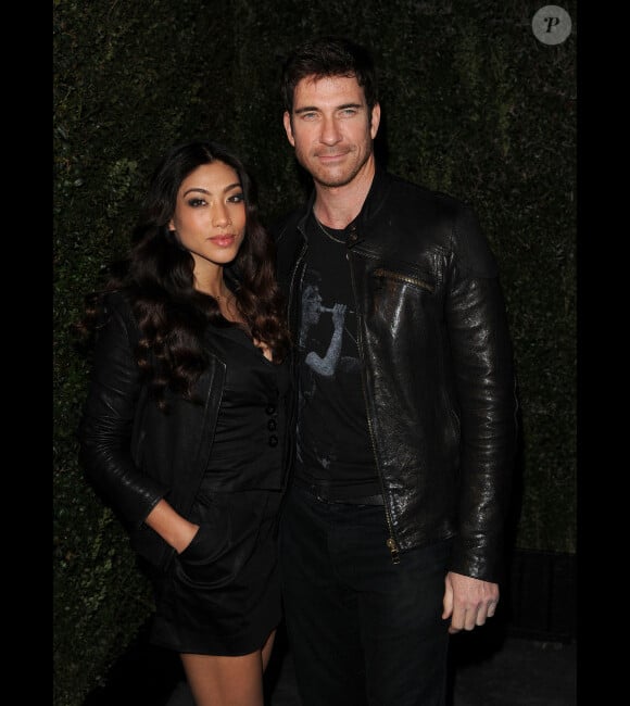 Dylan McDermott en charmante compagnie lors du dîner organisé par Chanel au restautant Madeo avant la cérémonie des Oscars le 25 février 2012 à Los Angeles