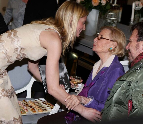 Michèle Morgan fête ses 92 ans et 75 ans de cinéma, avec Sarah Marshall, à la mairie de Puteaux, le 29 février 2012.