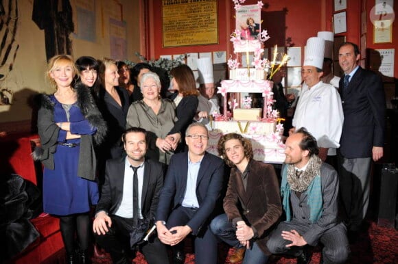 Charlotte Valandrey, Laurent Gerra, Line Renaud, Jean Reno, Thomas Solivéres, Anne Le Nen, Muriel Robin et Claude Sarraute lors de la générale de la pièce Harold et Maude au Théâtre Antoine à Paris (Xe) le 5 mars 2012
 