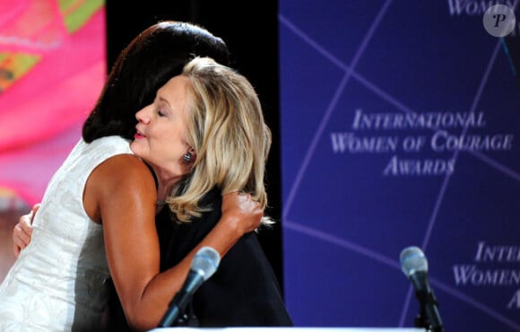 Michelle Obama et Hillary Clinton le 8 mars 2012 à Washington lors de la cérémonie des International Women of Courage Awards